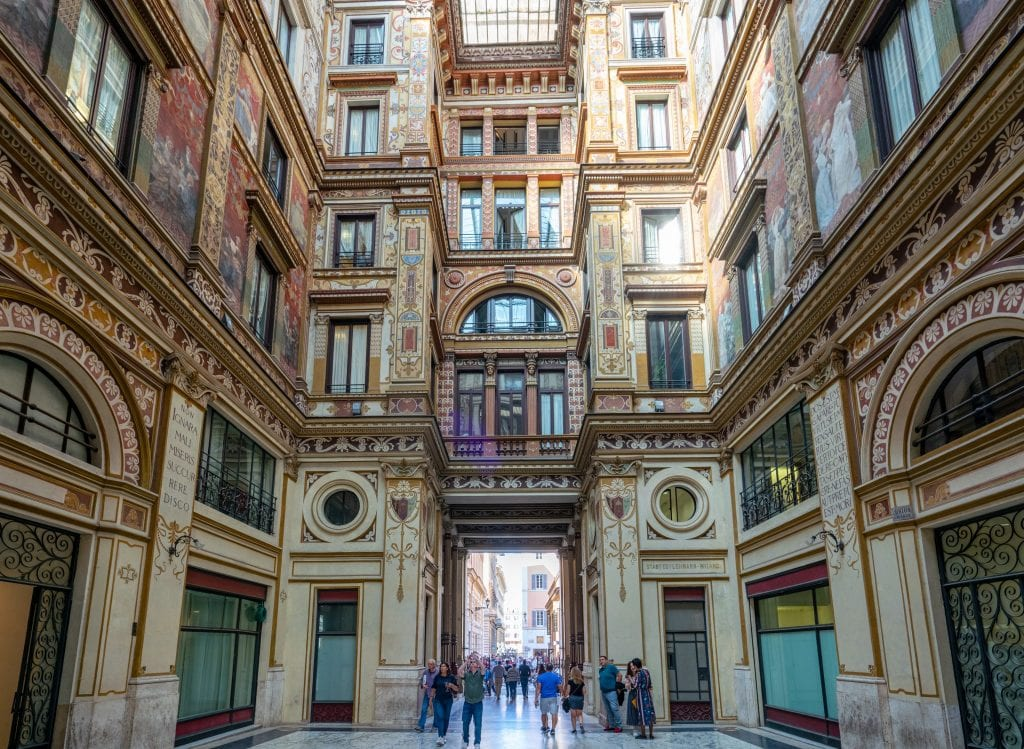 Galleria Sciarra courtyard in Rome